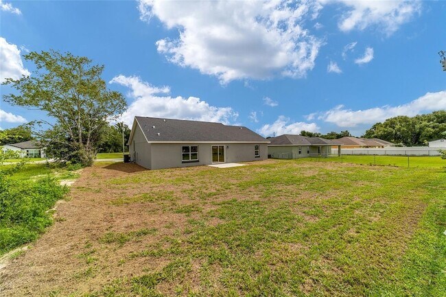 Building Photo - 5058 SW 154 Loop