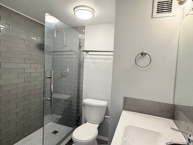 Building Photo - Partially Furnished Downtown Denver Studio...