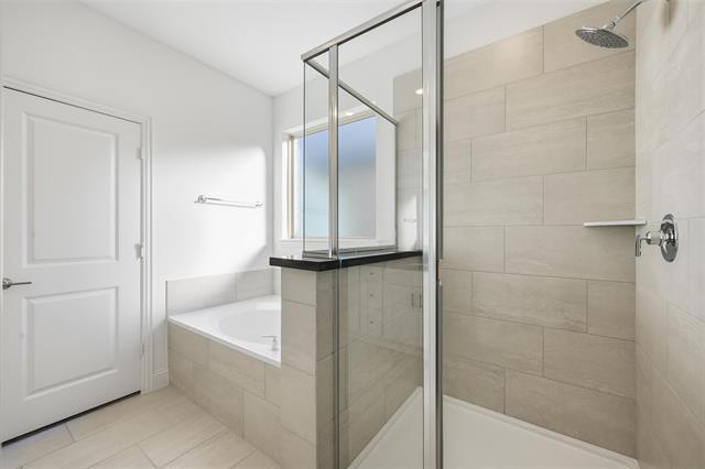 Building Photo - 108 N Sky Dr