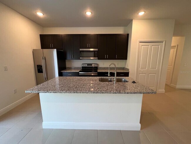 Building Photo - 750 Auburn Grv Ct