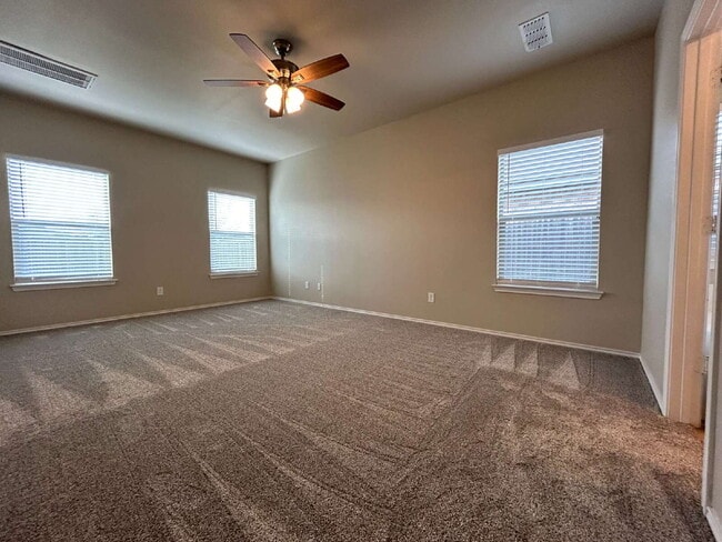 Building Photo - Large Two Story 5 Bedroom Home in Frenship Schools!