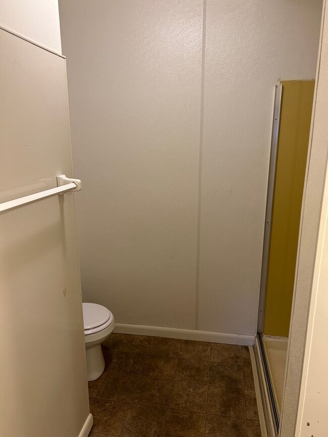 Building Photo - 211 N Tompkins St