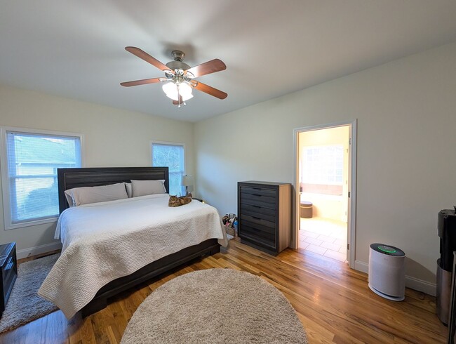 Building Photo - Beautiful Home in Convenient Swannanoa