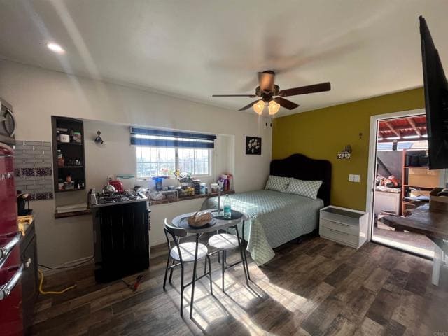 Building Photo - 2710 Caulfield Dr