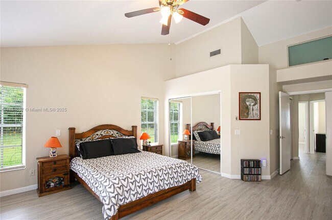 Building Photo - 1049 Laguna Springs Dr