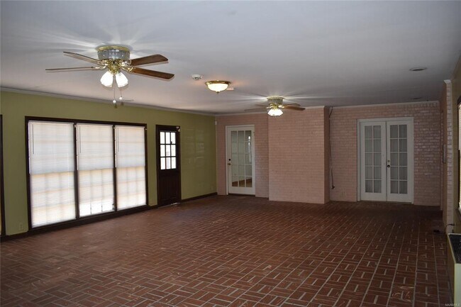 Building Photo - 414 Arrowhead Dr