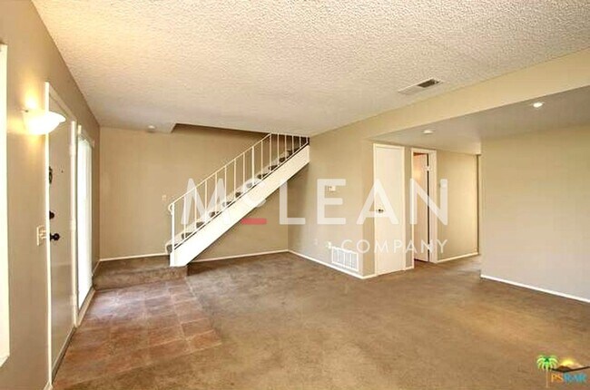 Building Photo - Spacious 4-Bedroom Condo in Indian Canyon Gardens – Palm Springs Living at Its Best!