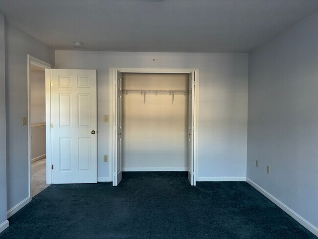 Building Photo - 95 Green Briar Rd