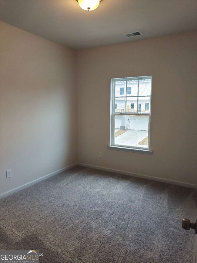 Building Photo - 72 Professional Pl