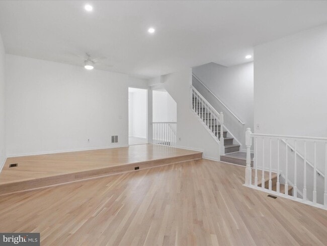Building Photo - 5129 Beauregard St