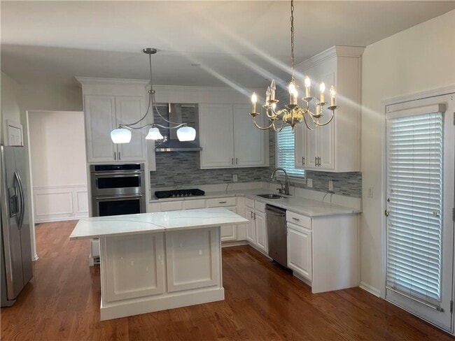 Building Photo - 1023 Cassina Ct SE