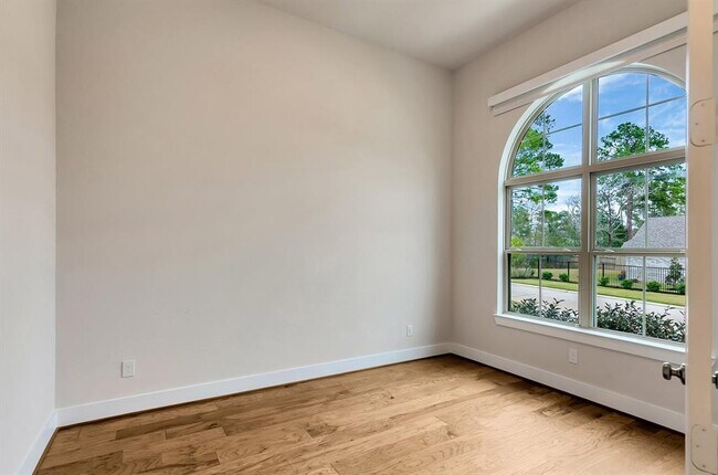 Building Photo - 279 Rivus Overlook Dr