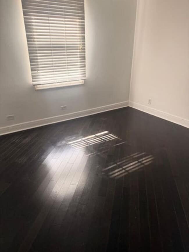 Building Photo - 1226 Avondale Ln