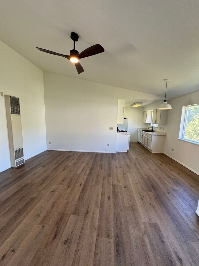 Building Photo - Newly Renovated Farmhouse style unit with new mini split for heating and cooling and garage