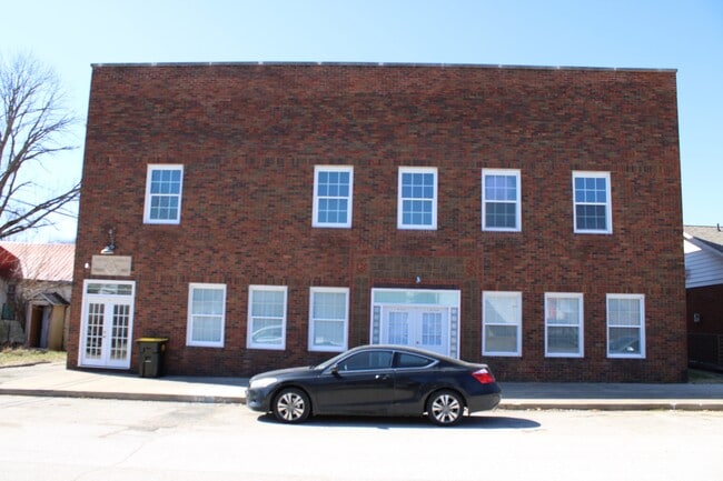 Building Photo - 5 S 4th St
