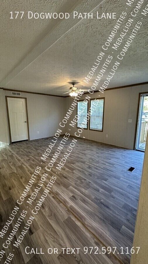 Building Photo - 177 Dogwood Path Ln