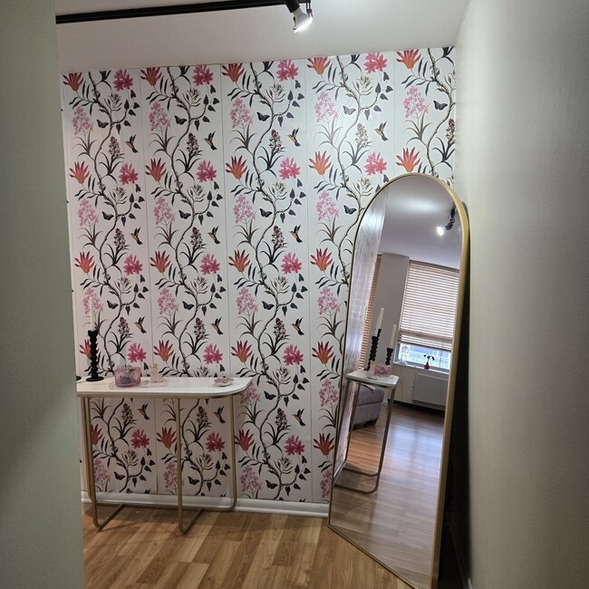 Building Photo - 1360 N Sandburg Terrace