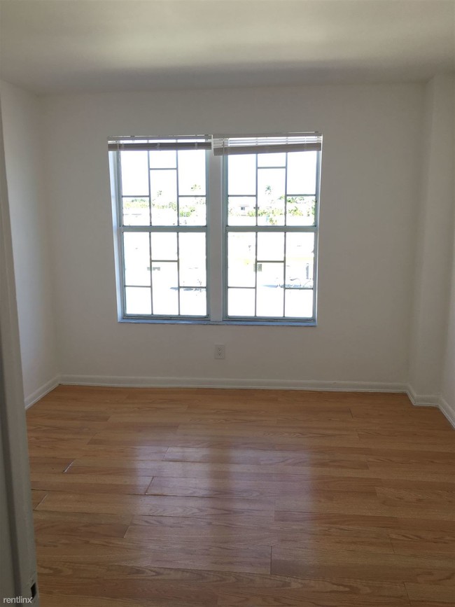 Building Photo - 1 br, 1 bath Apartment - Aviator South Beach