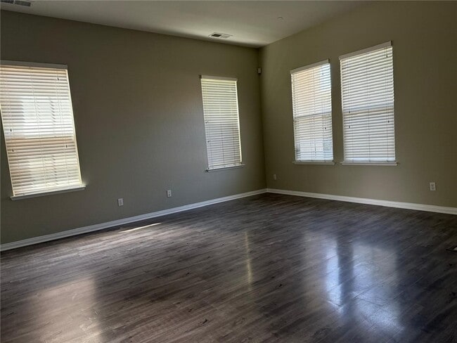 Building Photo - 1742 Edmon Way