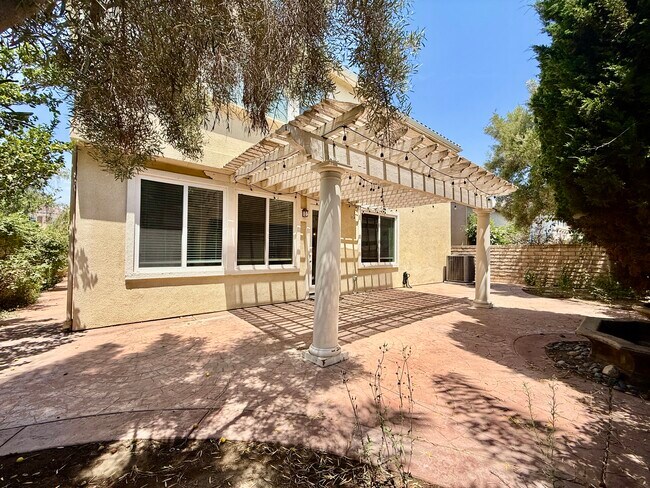 Building Photo - 13642 Pinnacle Way