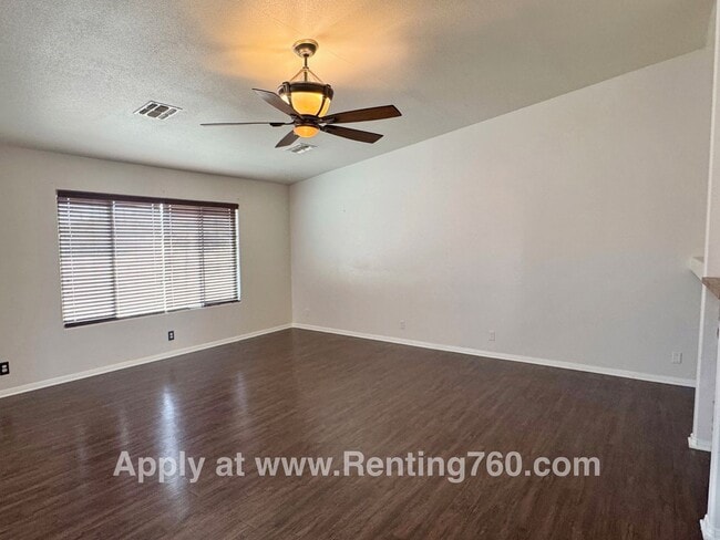 Building Photo - Rare and Spacious 4 Bedroom Indian Cove Home with Solar Panels!