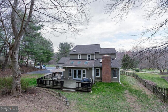 Building Photo - 1700 Abbey Oak Dr