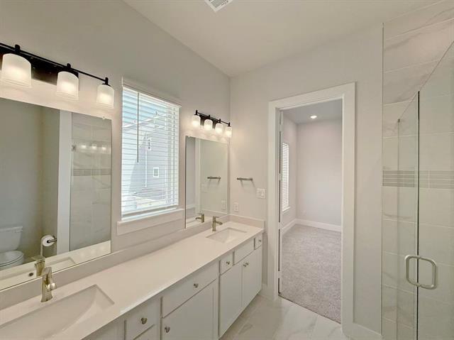 Building Photo - 909 Ash Rd