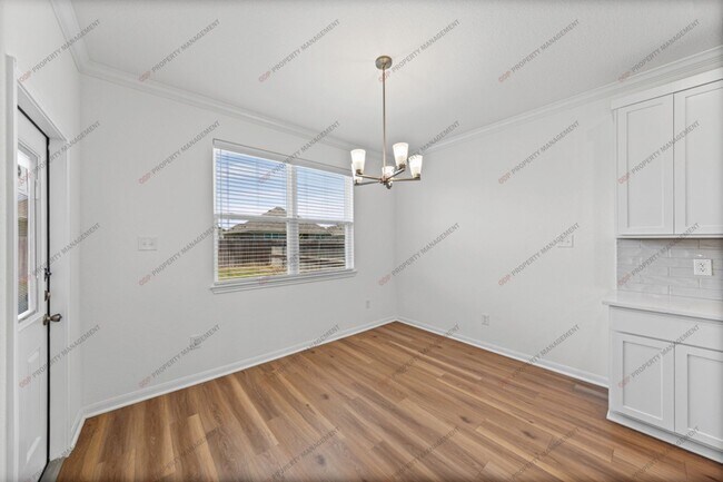 Building Photo - 8114 Timber Holw Ln