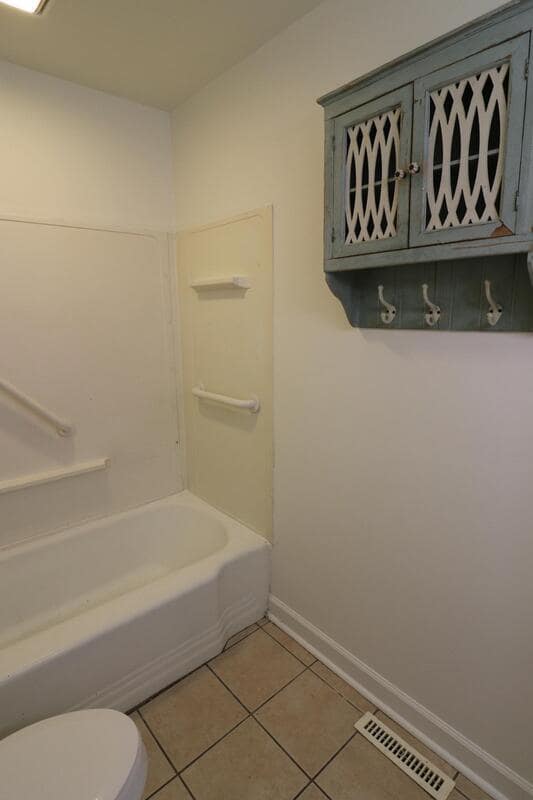 Building Photo - 153 Brockway Ave