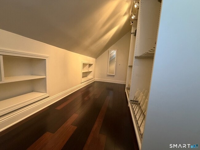 Building Photo - 67 Rockwell Ave