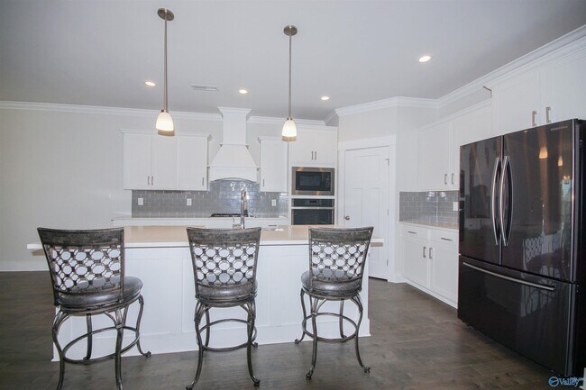 Building Photo - 100 Bartram Wy.