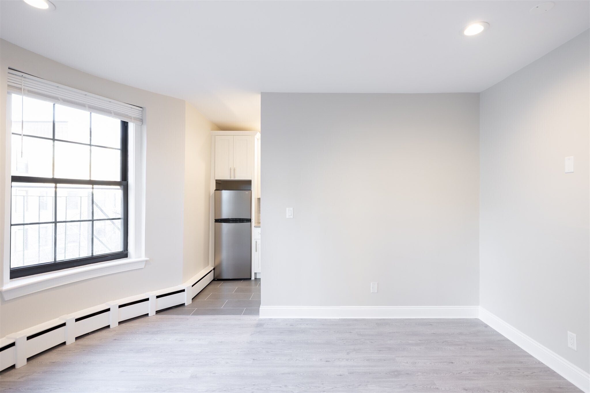 Building Photo - 158-161 Saint Botolph Unit 8