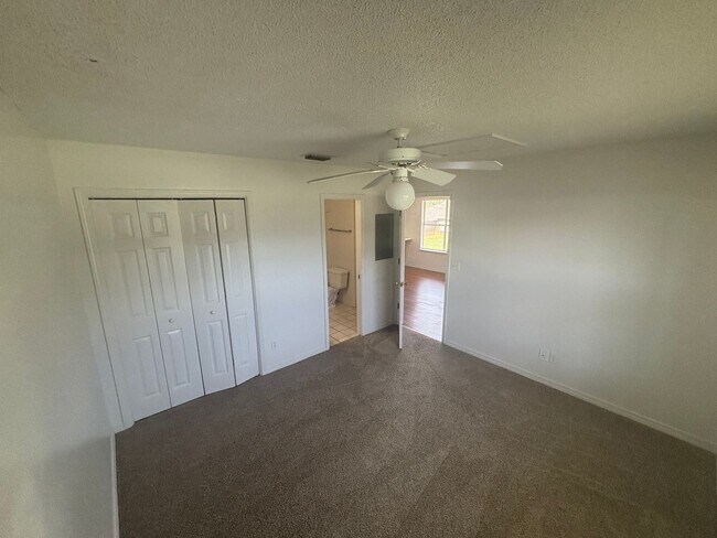 Building Photo - 565 Florosa Ct