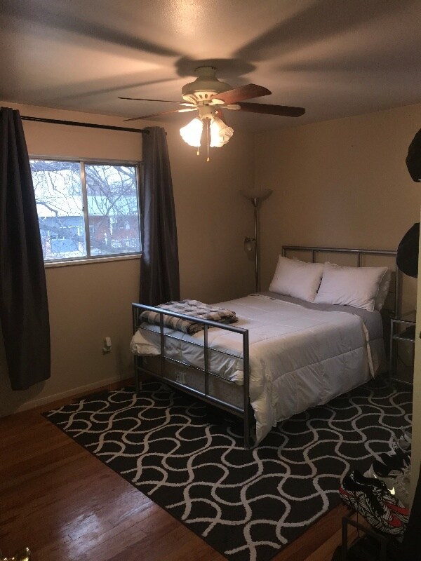 Building Photo - 1121 Ponderosa Dr