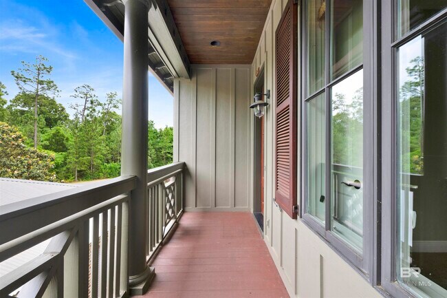 Building Photo - 32491 Water View Dr E