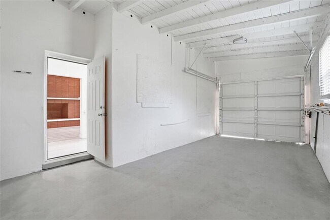 Building Photo - 3593 Brooklyn Ave