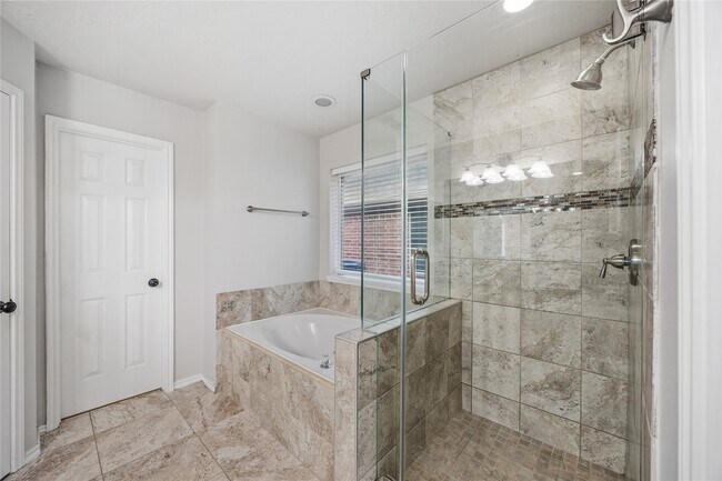 Building Photo - 19718 Gable Woods Dr