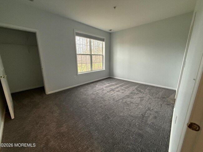 Building Photo - 554 St Andrews Pl