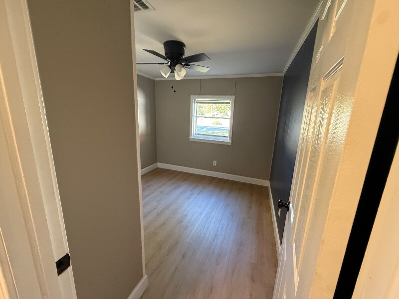 Building Photo - 201 Forest Ave