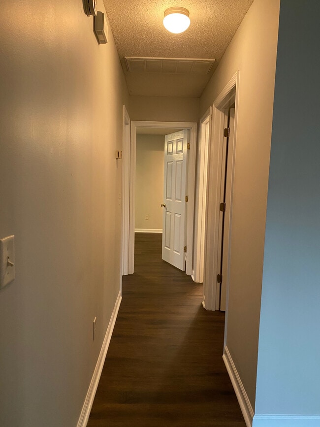 Building Photo - 1229 Langston Ln