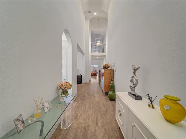 Building Photo - 741 Carlisle Dr