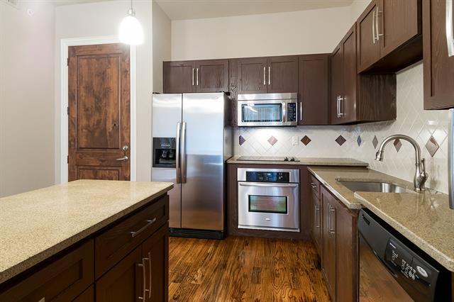 Building Photo - 5232 Colleyville Blvd