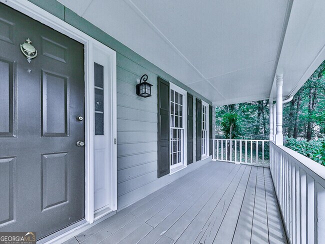 Building Photo - 1540 Brookcliff Cir