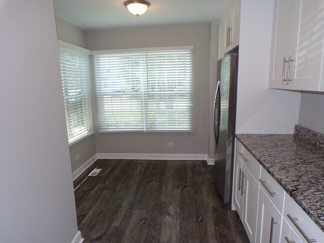 Building Photo - 1823 Shetland Rd