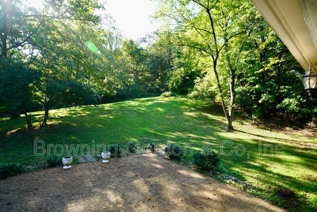 Building Photo - 5345 Green Valley Ct