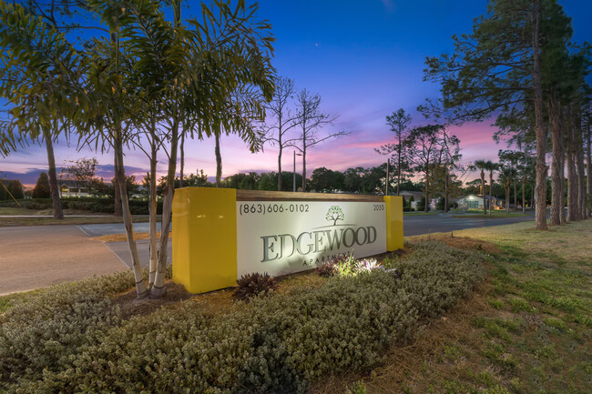 Building Photo - Edgewood Apartments