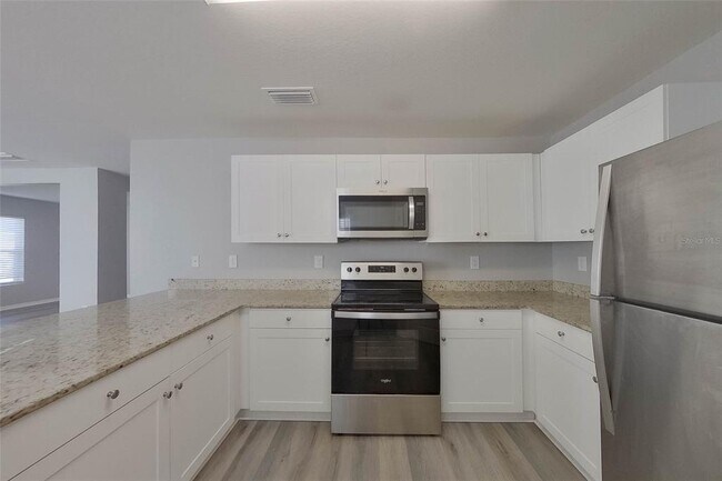 Building Photo - 2838 NW 19th Pl