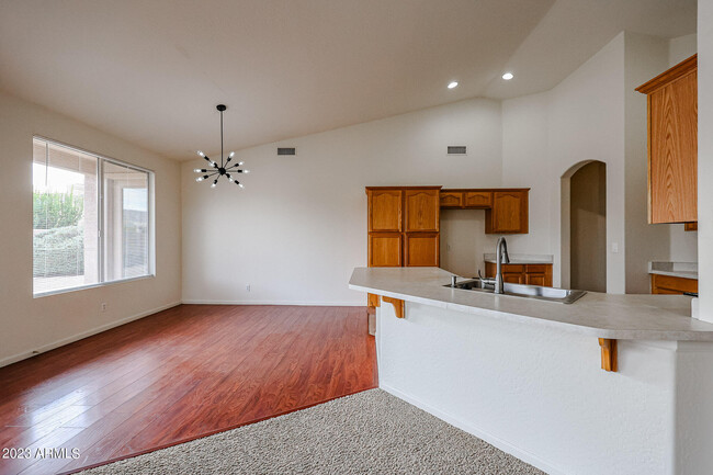Building Photo - 4603 W Villa Linda Dr