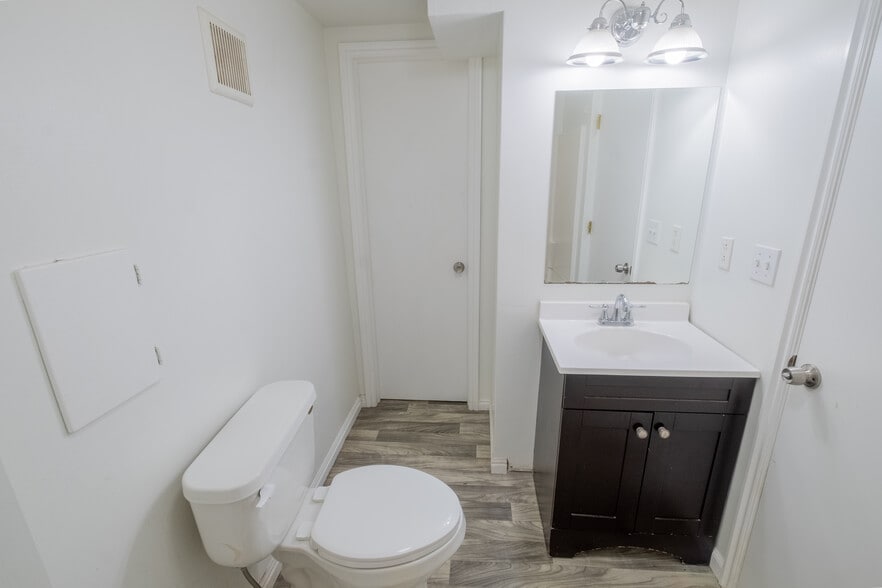 Building Photo - 1415 Concord St