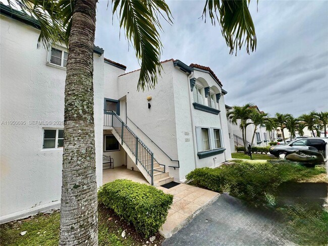 Building Photo - 12514 NW 11th Trail